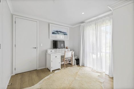 Photo of property in 27c Marshmeadow Road, Newstead, Hamilton, 3286