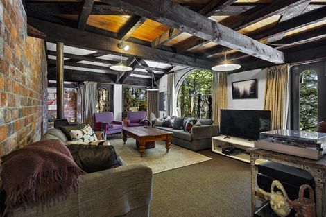 Photo of property in 74 Chatsworth Road, Silverstream, Upper Hutt, 5019