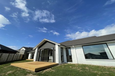 Photo of property in 5 Lighter Place, Flagstaff, Hamilton, 3210