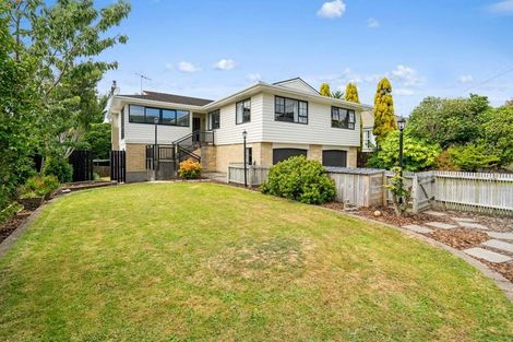 Photo of property in 25 Ngatitoa Street, Tawa, Wellington, 5028