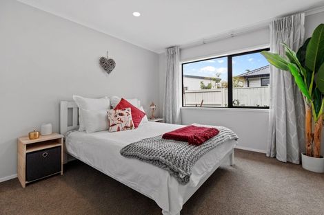 Photo of property in 99 Palm Springs Boulevard, Papamoa Beach, Papamoa, 3118