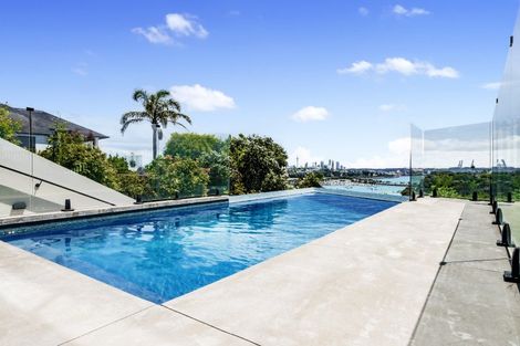 Photo of property in 26 Ngaiwi Street, Orakei, Auckland, 1071