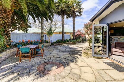 Photo of property in 18 Fencourt Place, Rototuna North, Hamilton, 3210