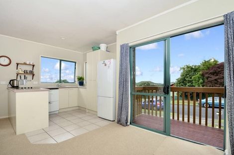 Photo of property in 2a Hassan Drive, Massey, Auckland, 0614