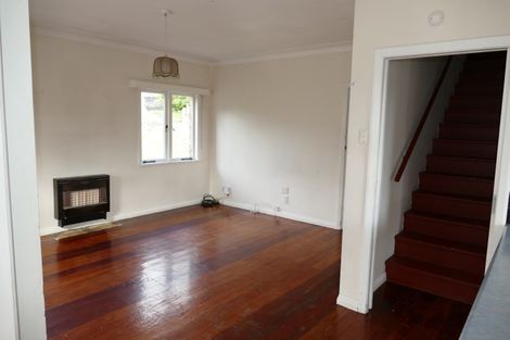 Photo of property in 77 Lake Road, Devonport, Auckland, 0622