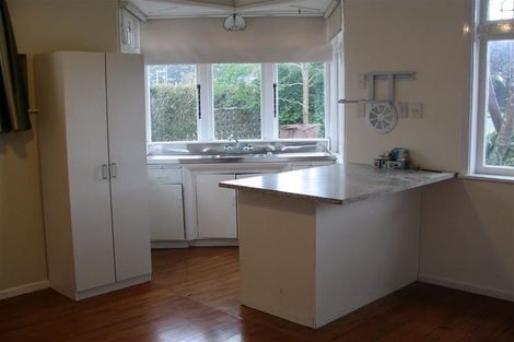 Photo of property in 27 Horotutu Road, Greenlane, Auckland, 1061