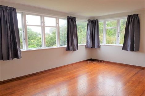 Photo of property in 105 Hampshire Street, Cannons Creek, Porirua, 5024