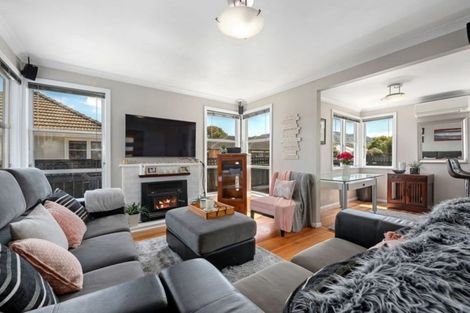 Photo of property in 30 Sheridan Crescent, Trentham, Upper Hutt, 5018