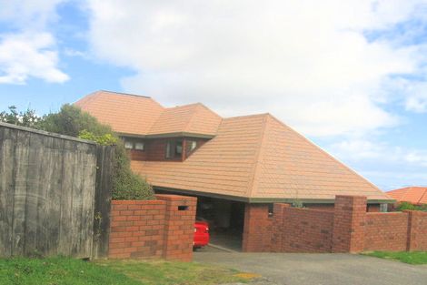 Photo of property in 104 Viewmont Drive, Harbour View, Lower Hutt, 5010