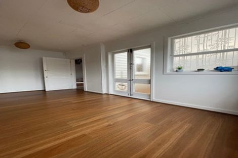 Photo of property in 86 Aroha Avenue, Sandringham, Auckland, 1025