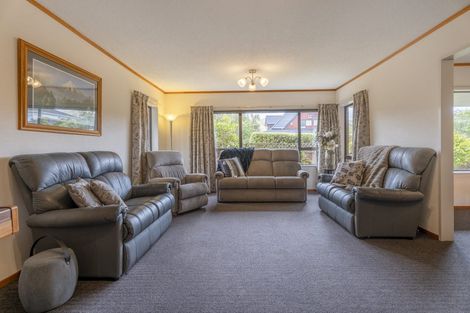 Photo of property in 7 Montrose Grove, Churton Park, Wellington, 6037