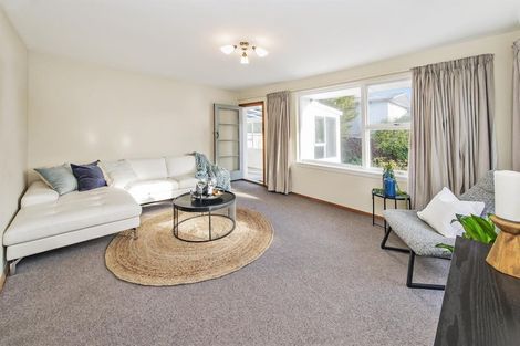 Photo of property in 2/27 Oxley Avenue, St Albans, Christchurch, 8014