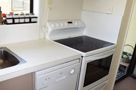 Photo of property in 9a Cross Street, Raglan, 3225