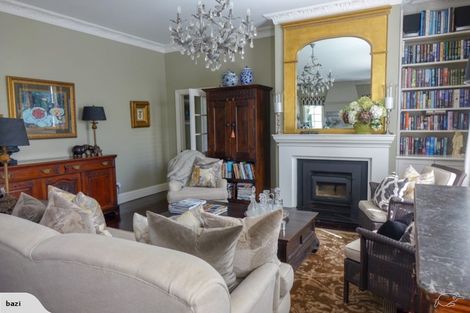 Photo of property in 10 Dixon Street, Carterton, 5713