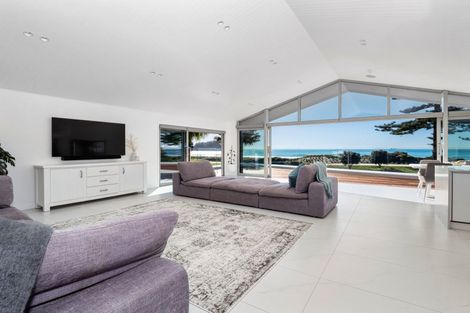 Photo of property in 88 Marine Parade, Mount Maunganui, 3116