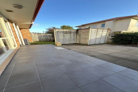 Photo of property in 4 Lime Crescent, Papakura, 2110