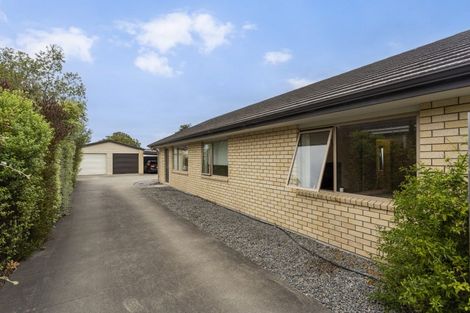 Photo of property in 2/274 Burwood Road, Burwood, Christchurch, 8083