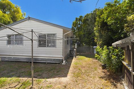 Photo of property in 72a Astley Avenue, New Lynn, Auckland, 0600