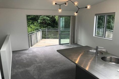 Photo of property in 17/2 Onslow Road, Khandallah, Wellington, 6035