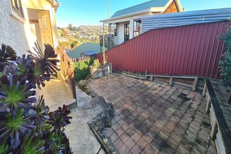 Photo of property in 104 Riselaw Road, Calton Hill, Dunedin, 9012