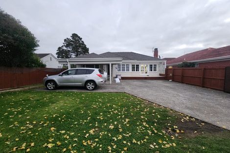 Photo of property in 13 Great South Road, Papatoetoe, Auckland, 2025