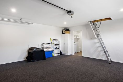 Photo of property in 20 Topping Place, Whitianga, 3510