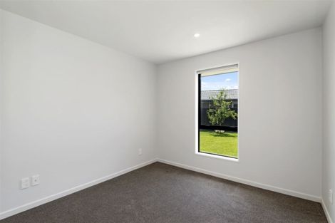 Photo of property in 16 Kilkivan Lane, Broomfield, Christchurch, 8042