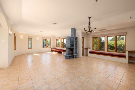 Photo of property in 10 Tau Crescent, Diamond Harbour, 8972