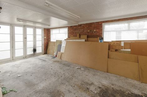 Photo of property in 60 Jaemont Avenue, Te Atatu South, Auckland, 0610