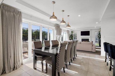 Photo of property in 32 Macphail Avenue, Rangiora, 7400