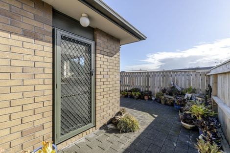 Photo of property in 5/13 Cracroft Street, Waitara, 4320