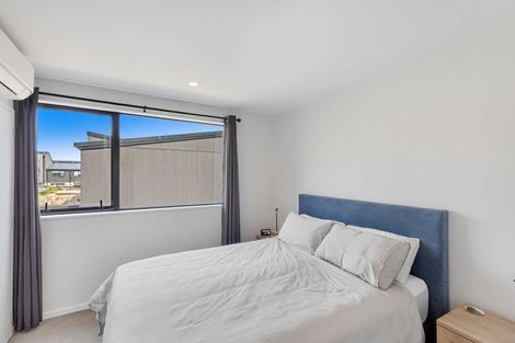 Photo of property in 5/119 Bruce Mclaren Road, Henderson, Auckland, 0612