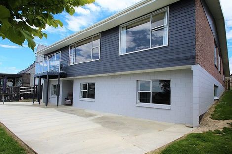 Photo of property in 6 Aotea Crescent, Gore, 9710