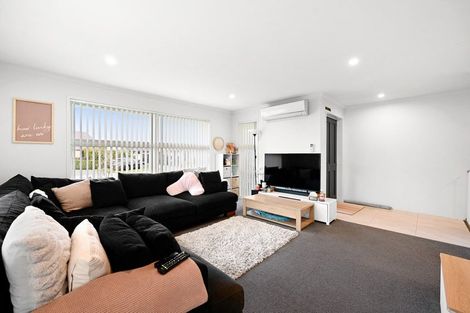 Photo of property in 22 Ladeira Place, Fitzroy, Hamilton, 3206