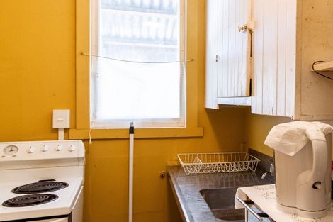 Photo of property in 12a Smale Terrace, Hospital Hill, Napier, 4110