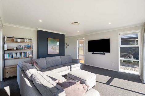 Photo of property in 18 Ashgrove Lane, Ashhurst, Palmerston North, 4470