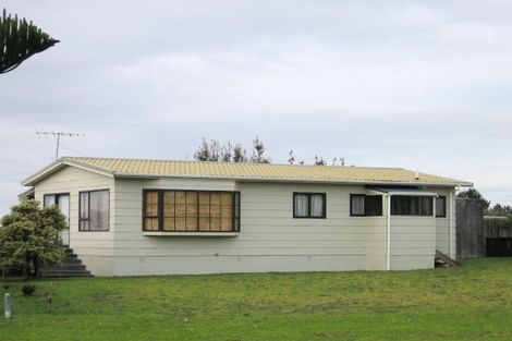 Photo of property in 96 Omaha Drive, Omaha, 0986