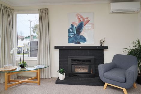 Photo of property in 195 Grimseys Road, Redwood, Christchurch, 8051