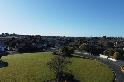 Photo of property in 8 Cruickshank Crescent, Rosedale, Invercargill, 9810