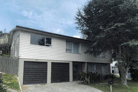 Photo of property in 48 Fyvie Avenue, Tawa, Wellington, 5028