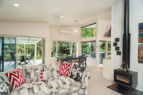 Photo of property in 186 Landing Road, Kerikeri, 0230