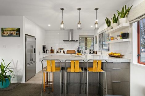 Photo of property in 15 Allenby Place, Wanaka, 9305