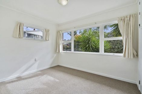Photo of property in 41 Memorial Drive, Parahaki, Whangarei, 0112