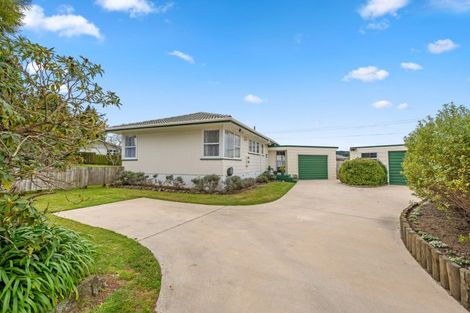 Photo of property in 10 Walnut Place, Owhata, Rotorua, 3010