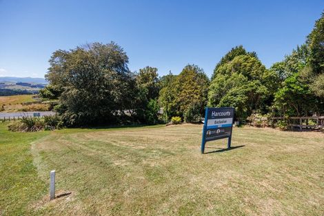 Photo of property in 12 Hau Whiti Place, Kimbolton, 4774