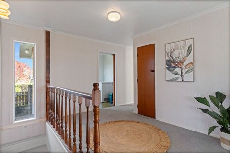 Photo of property in 6c Fairview Place, Westown, New Plymouth, 4310