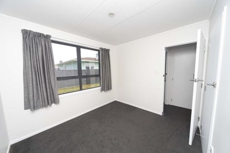 Photo of property in 26 Escort Grove, Awapuni, Palmerston North, 4412