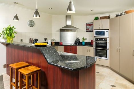 Photo of property in 93 Te Wharau Drive, Greenhithe, Auckland, 0632