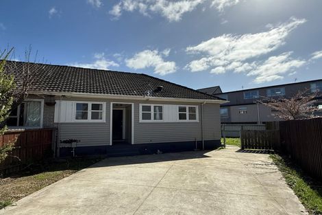 Photo of property in 14 Broadbent Street, Riccarton, Christchurch, 8041