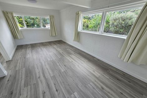 Photo of property in 53 Holland Road, Hillcrest, Auckland, 0627